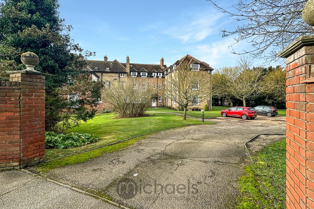 1 bedroom apartment for sale in Station Road, Marks Tey, Colchester, CO6