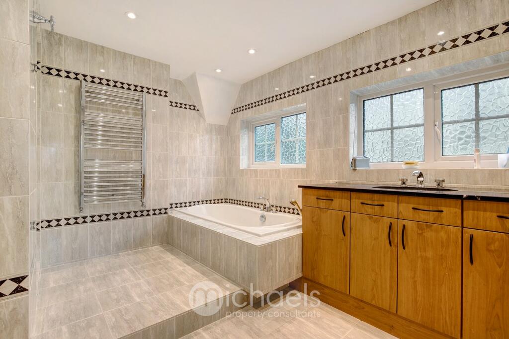 Additional property image - Braiswick, Colchester, CO4