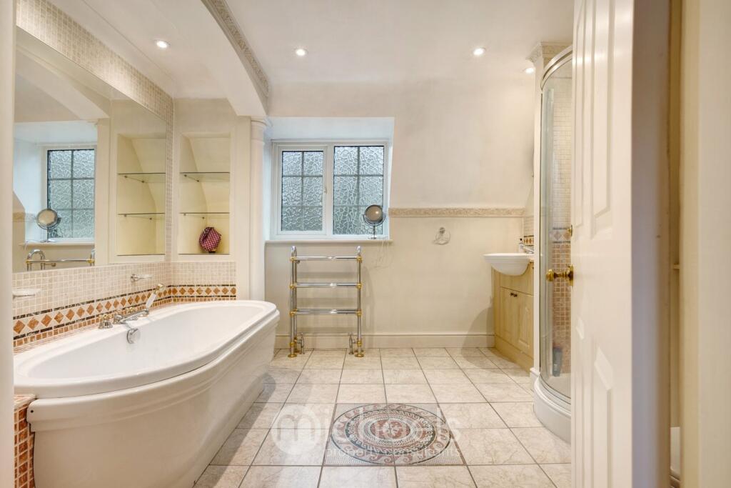 Additional property image - Braiswick, Colchester, CO4
