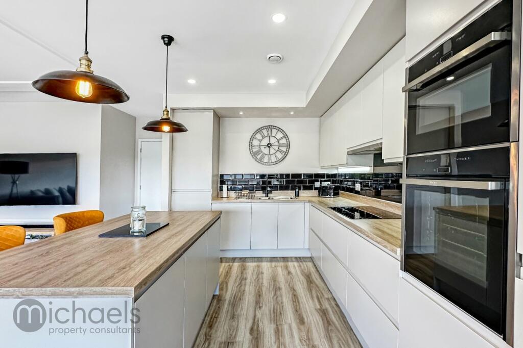 Additional property image - Bergholt Road, Colchester , Colchester, CO4