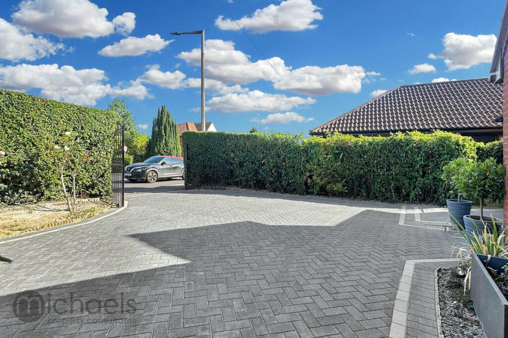 Additional property image - Parsons Heath, Colchester, CO4