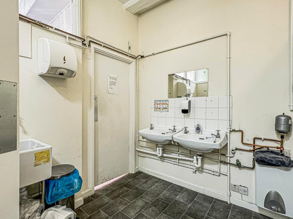 Additional property image - North Hill, Colchester, CO1