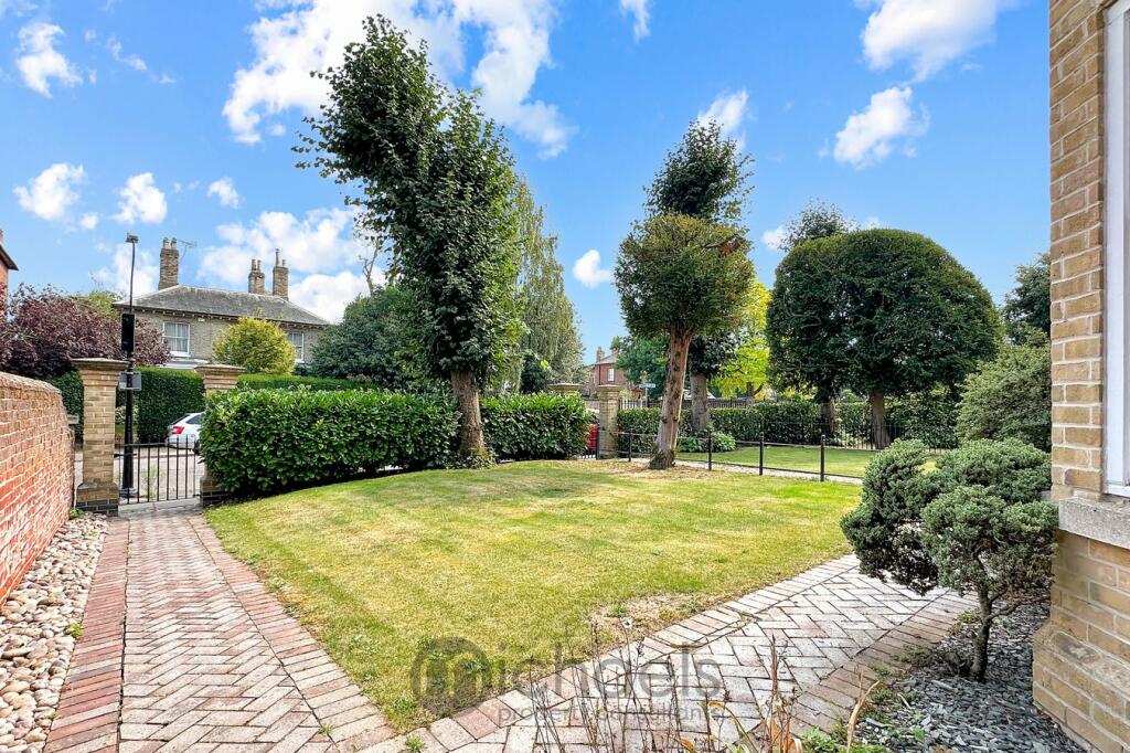 Additional property image - Beverley Road, Lexden, Colchester, CO3