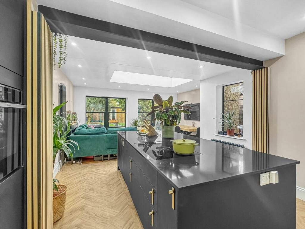 Additional property image - Drury Road, Colchester, Colchester, CO2