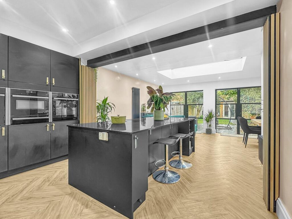 Additional property image - Drury Road, Colchester, Colchester, CO2