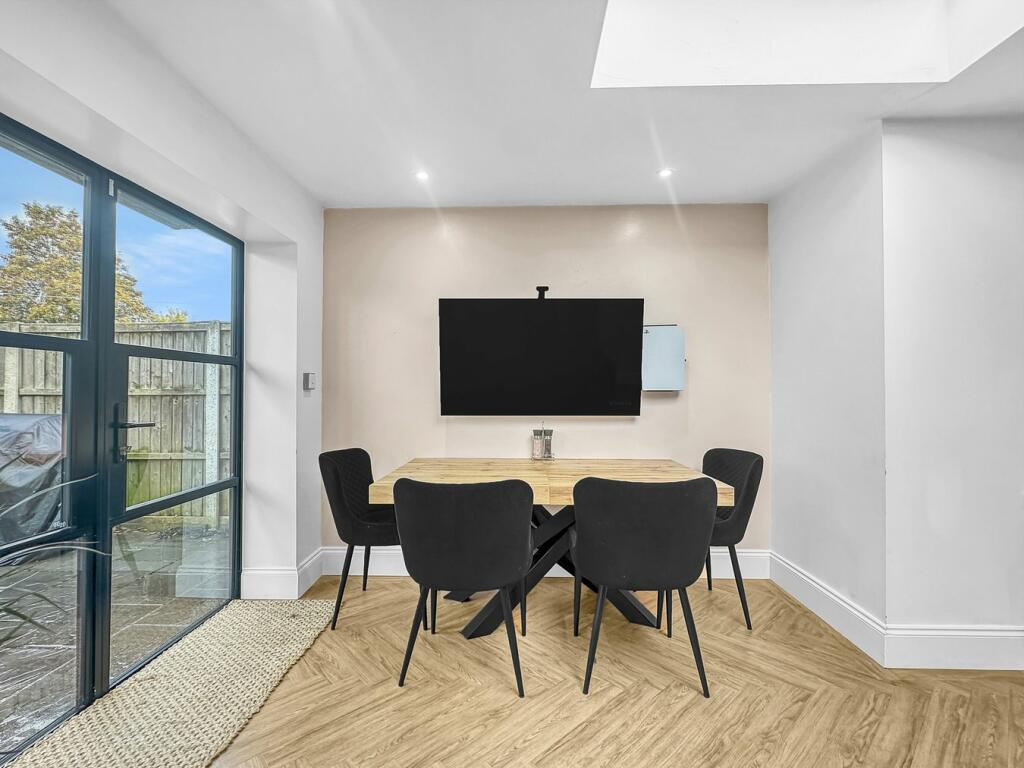 Additional property image - Drury Road, Colchester, Colchester, CO2