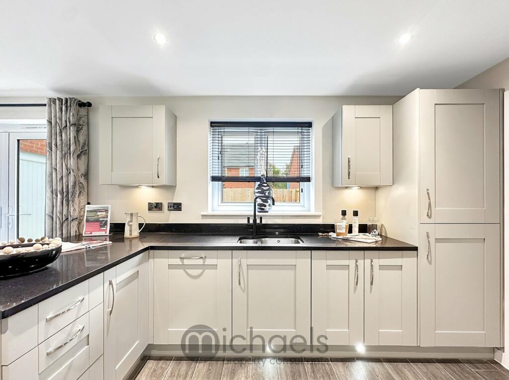 Additional property image - Clerke Chase, 'St Michael's Place', Colchester, CO2