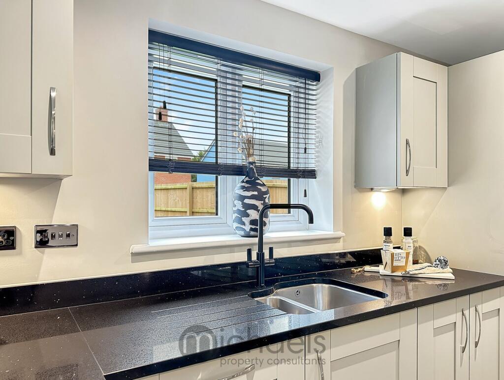 Additional property image - Clerke Chase, 'St Michael's Place', Colchester, CO2
