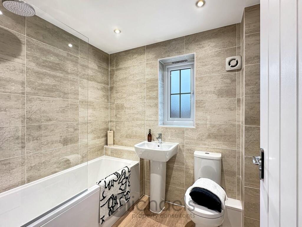 Additional property image - Clerke Chase, 'St Michael's Place', Colchester, CO2