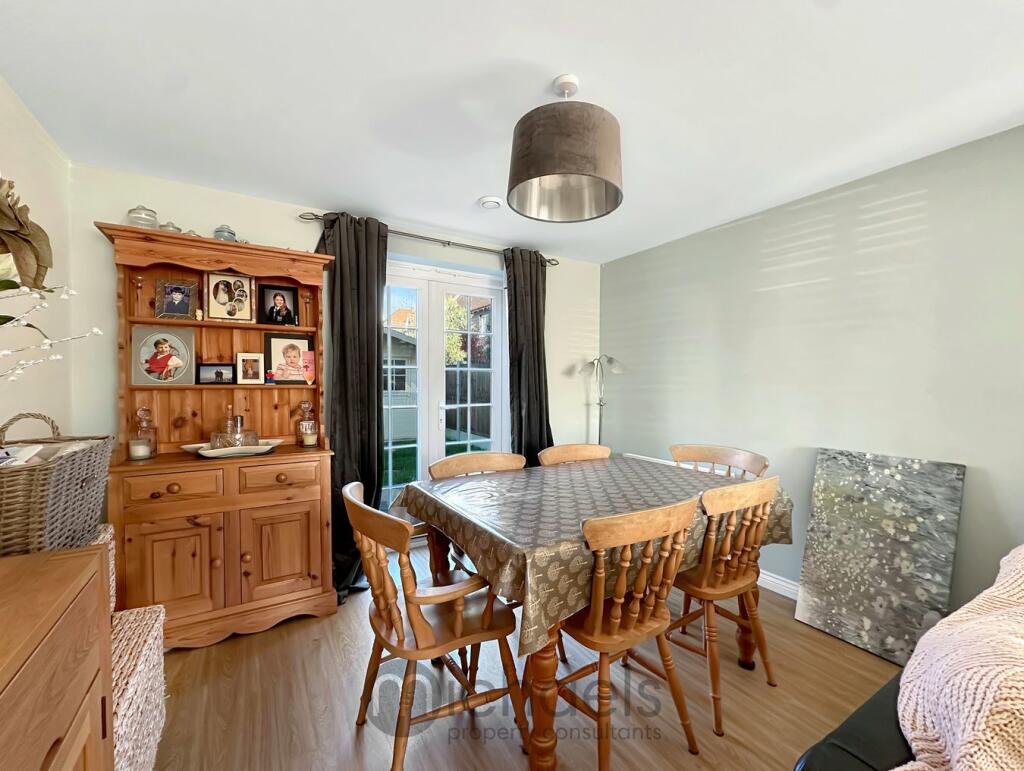 Additional property image - Richmond Road, Colchester, CO2