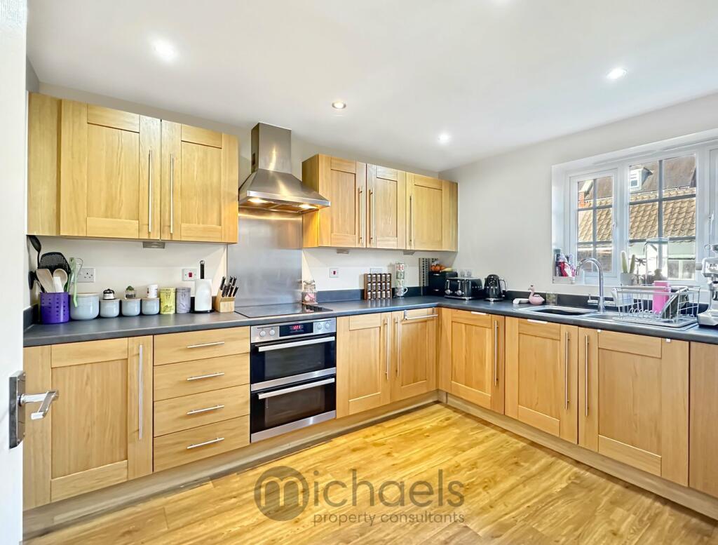 Additional property image - Richmond Road, Colchester, CO2