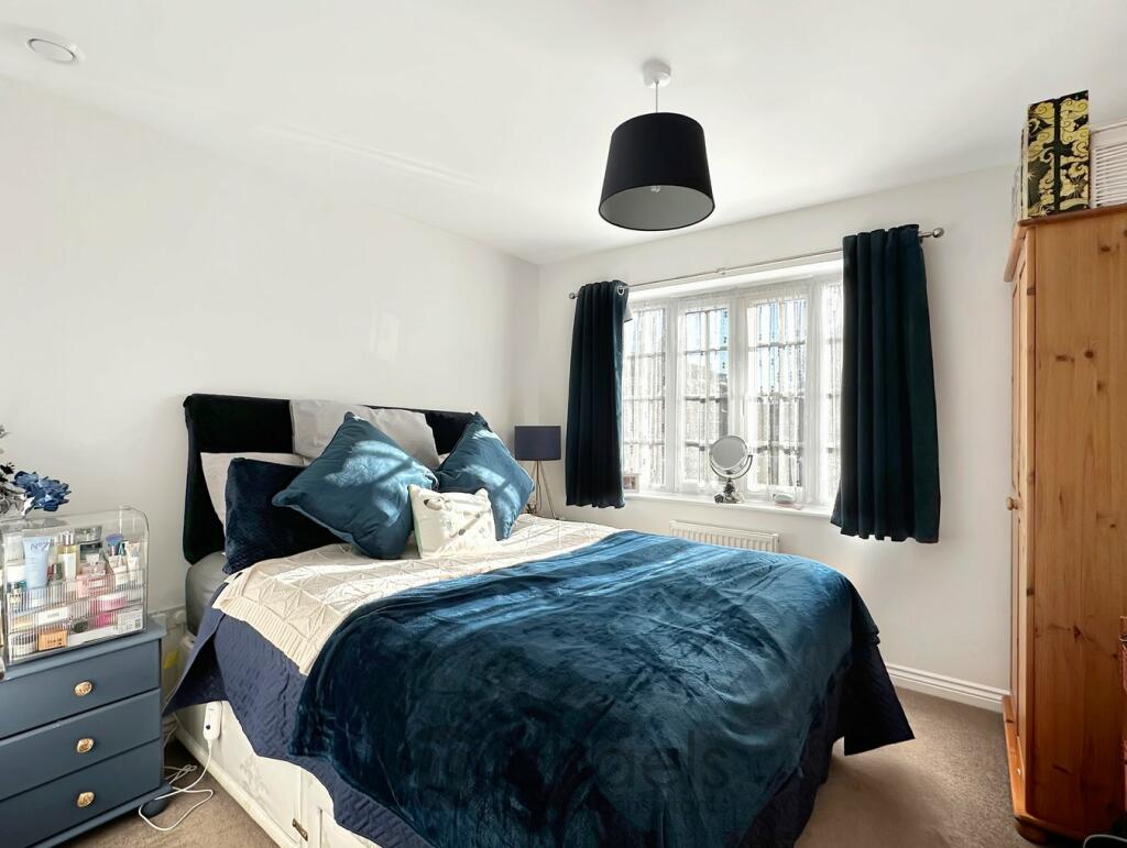 Additional property image - Richmond Road, Colchester, CO2