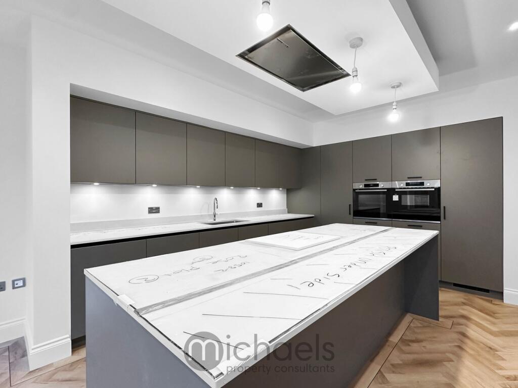 Additional property image - Creffield Road, Lexden, Colchester, CO3