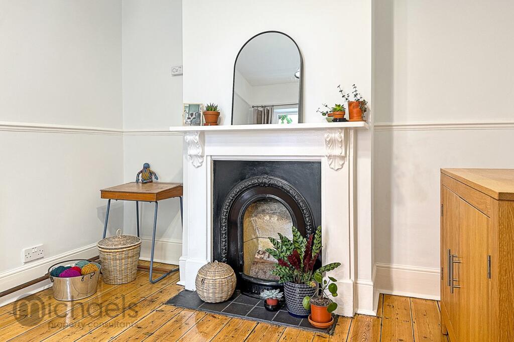 Additional property image - Creffield Road, Lexden, Colchester, CO3
