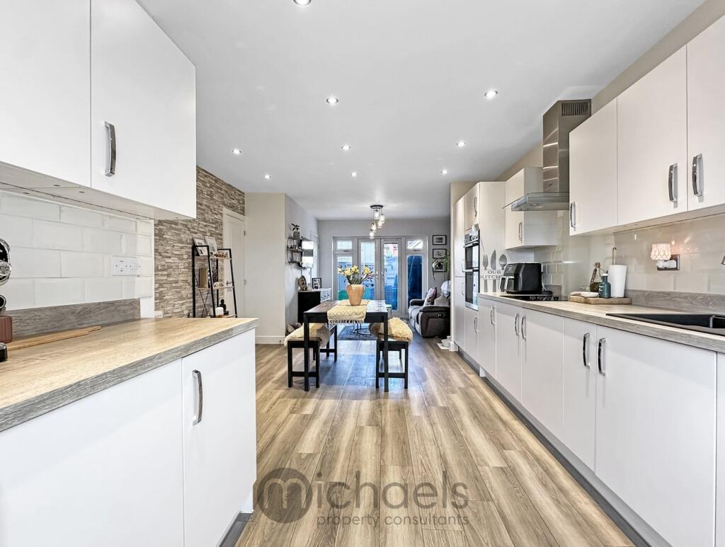 Additional property image - Quayside Parade, Rowhedge, Colchester, CO5
