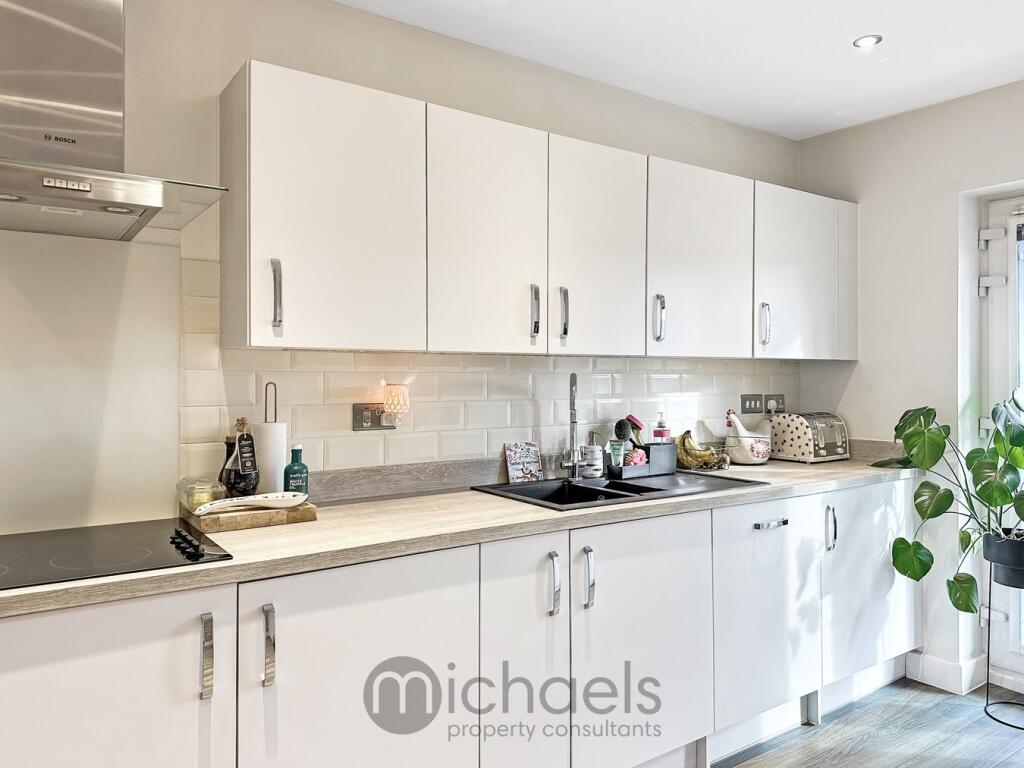 Additional property image - Quayside Parade, Rowhedge, Colchester, CO5