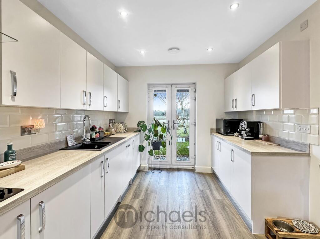 Additional property image - Quayside Parade, Rowhedge, Colchester, CO5