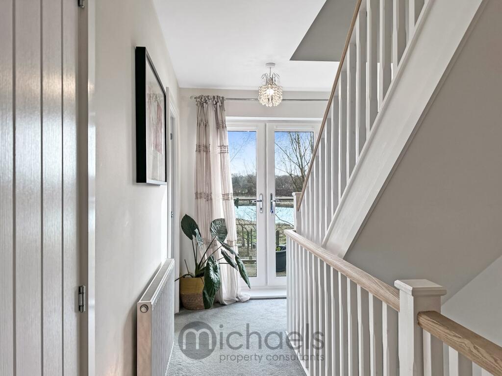 Additional property image - Quayside Parade, Rowhedge, Colchester, CO5