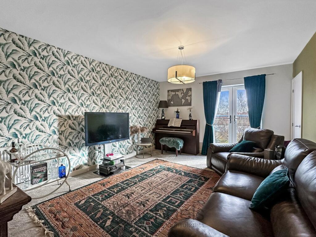 Additional property image - Quayside Parade, Rowhedge, Colchester, CO5