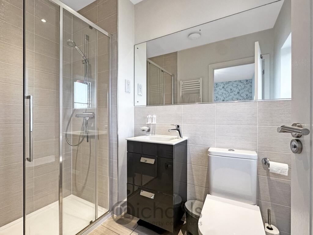 Additional property image - Quayside Parade, Rowhedge, Colchester, CO5