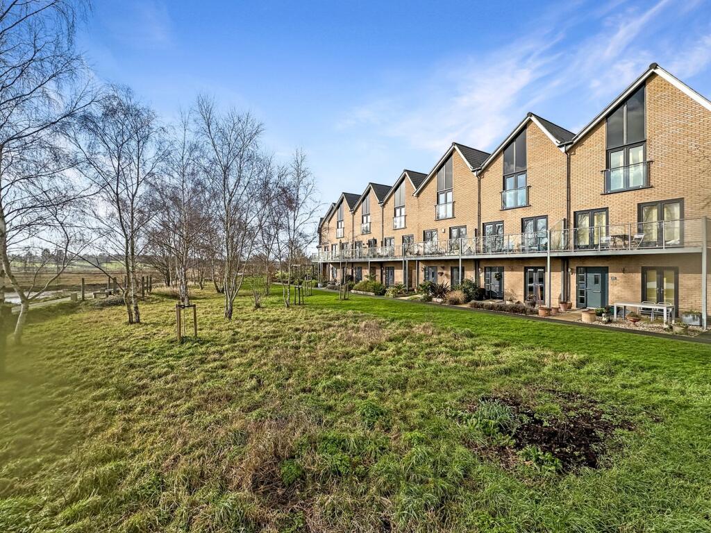 Additional property image - Quayside Parade, Rowhedge, Colchester, CO5