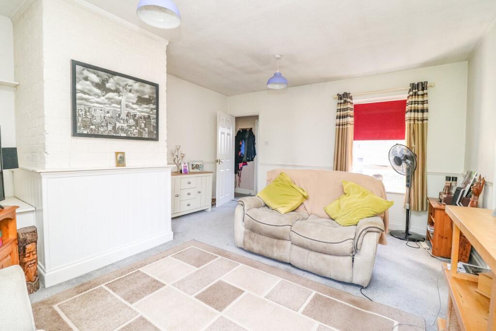 Additional property image - Lexden Road, Lexden, Colchester, CO3