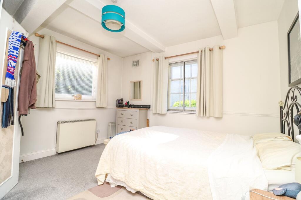 Additional property image - Lexden Road, Lexden, Colchester, CO3