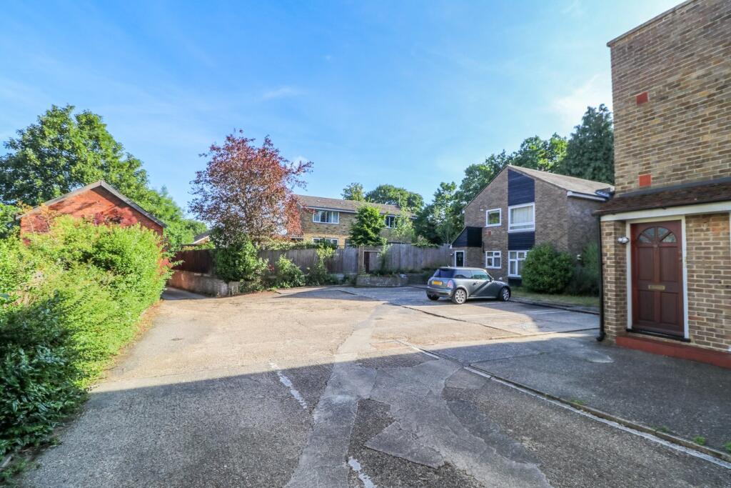Additional property image - Lexden Road, Lexden, Colchester, CO3