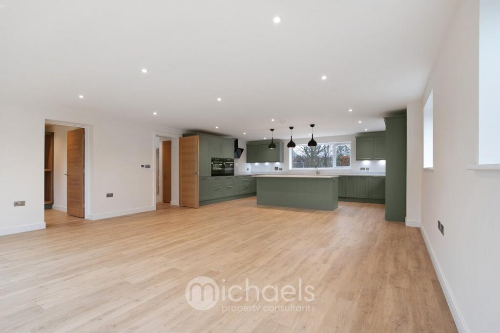 Additional property image - Harwich Road, Lawford, Manningtree, CO11