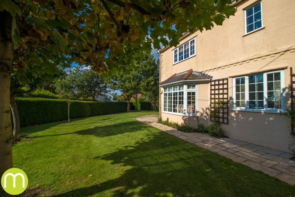 5 bedroom detached house for sale in Halstead Road, Aldham, Colchester, CO6