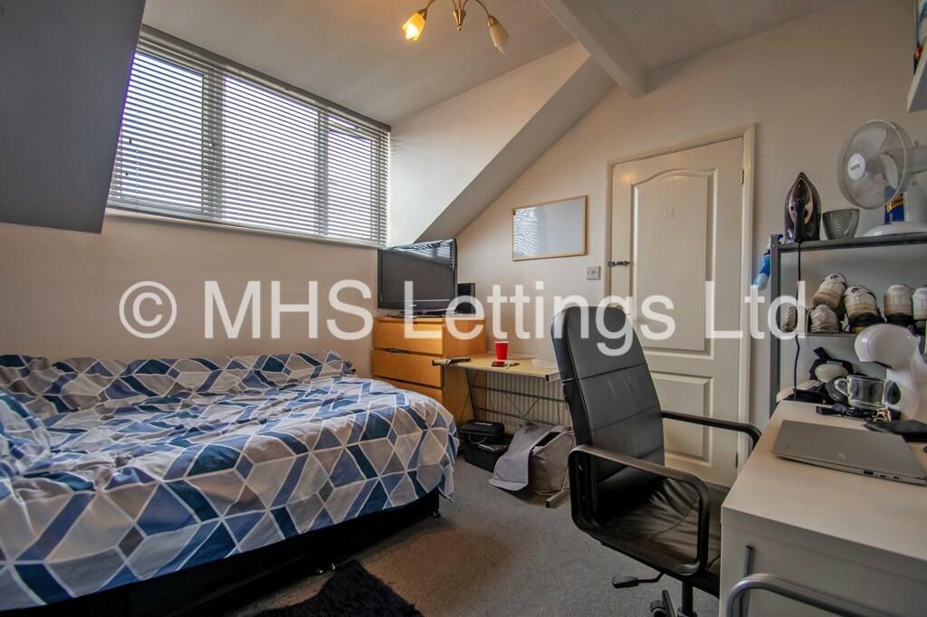 1 bedroom house share for rent in Double Room, 6 Beechwood View, Leeds, LS4 2LP, LS4