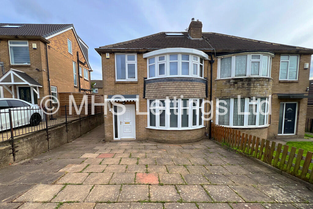 Main image of property: 105 Carr Manor Avenue, Leeds, LS17 5BL