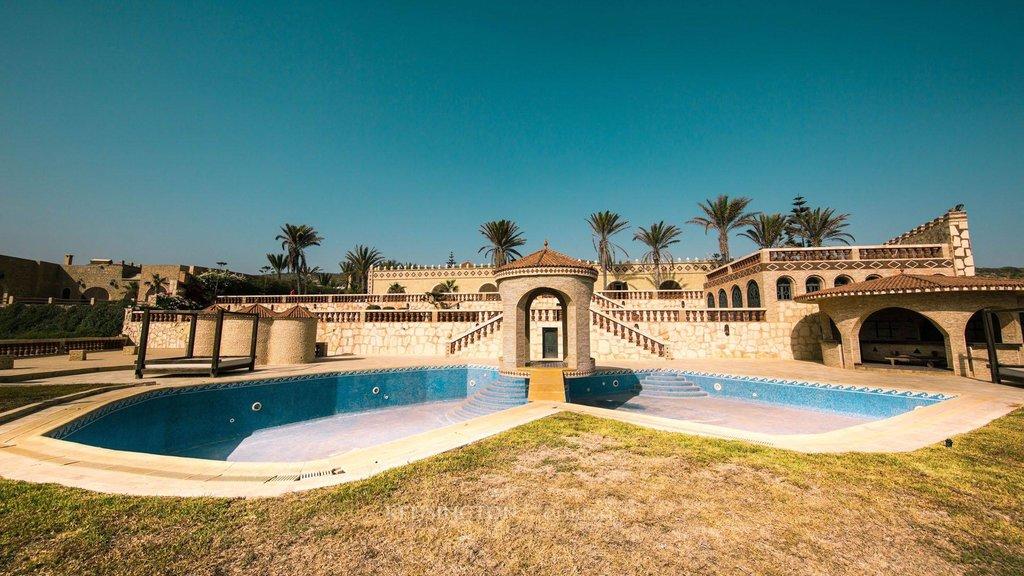 12 bedroom villa for sale in Agadir, 80000, Morocco