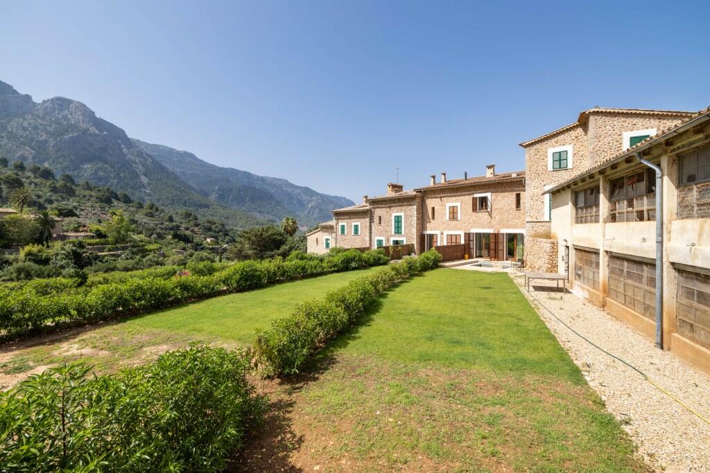 3 bedroom village house for sale in Balearic Islands, Mallorca