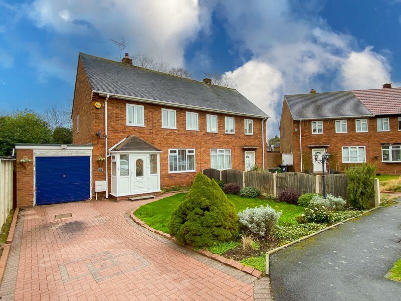 3 bedroom semidetached house for sale in Elmdon Close, Wolverhampton, WV10