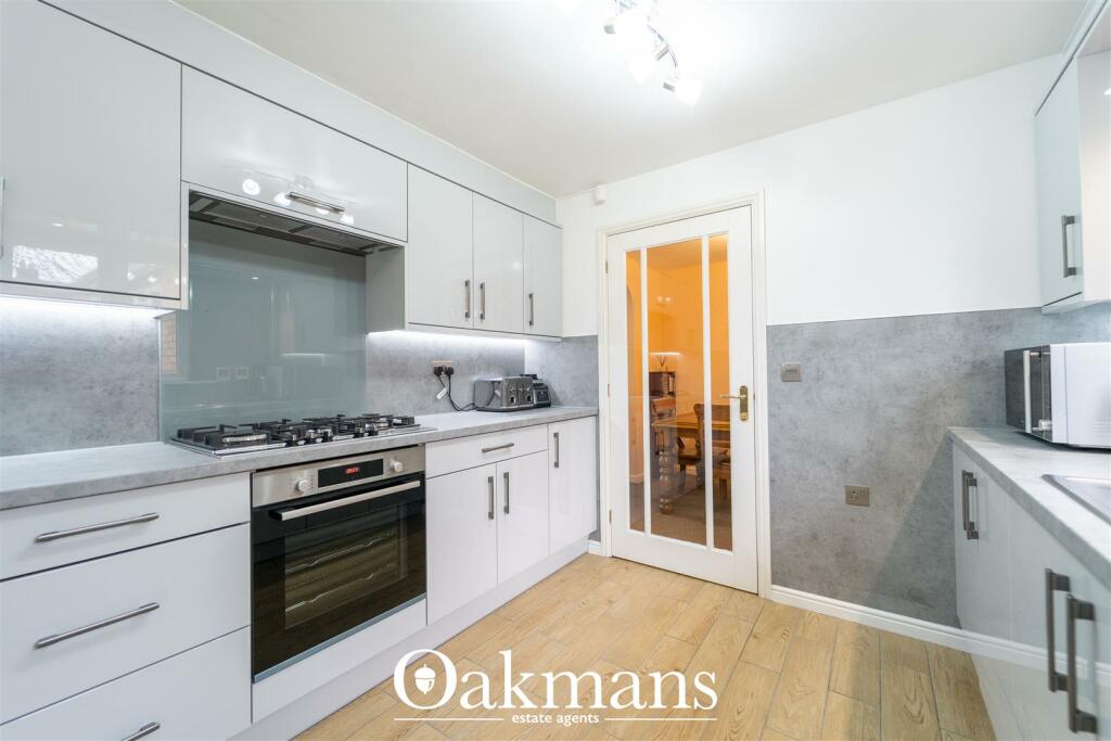 4 bedroom detached house for sale in Drive, Tipton, DY4