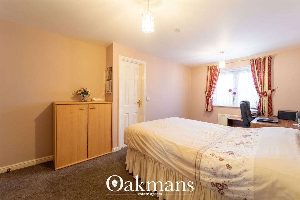 4 bedroom detached house for sale in Drive, Tipton, DY4