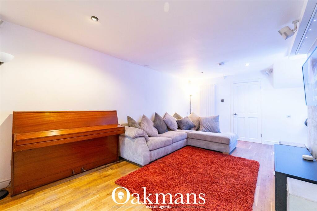 Additional property image - Topsham Croft, Birmingham, B14