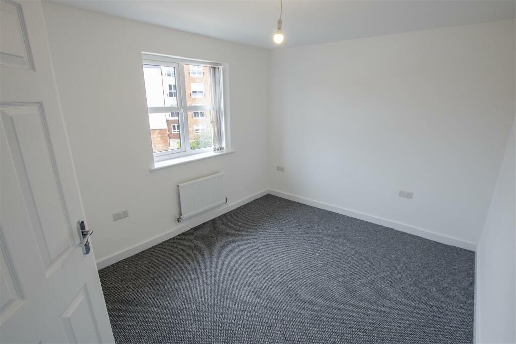 Additional property image - Heroes Drive, Birmingham