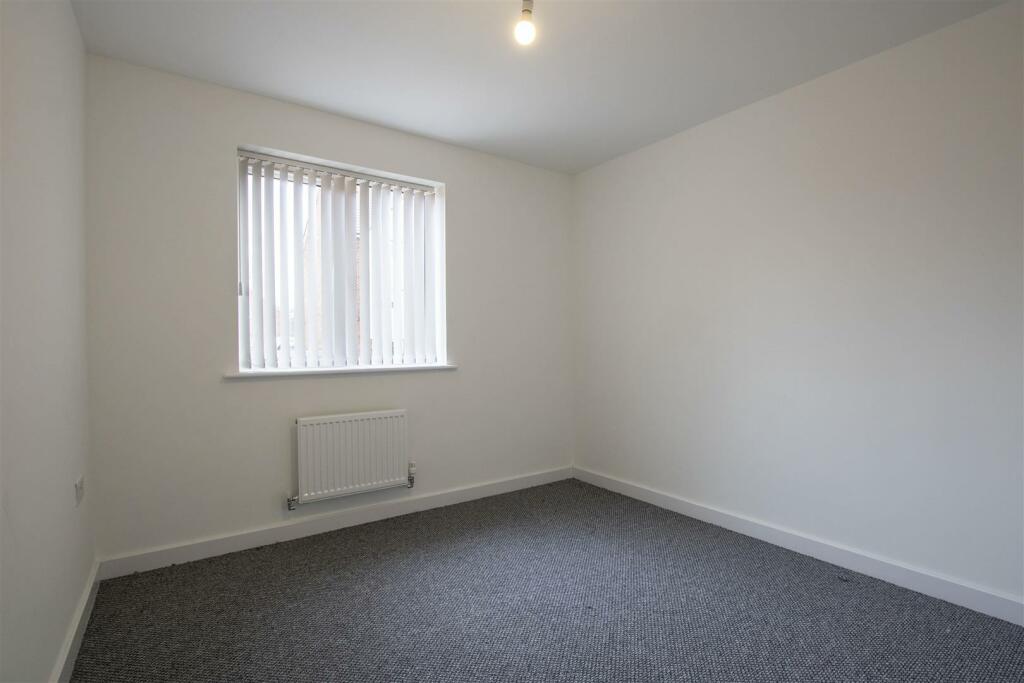 Additional property image - Heroes Drive, Birmingham
