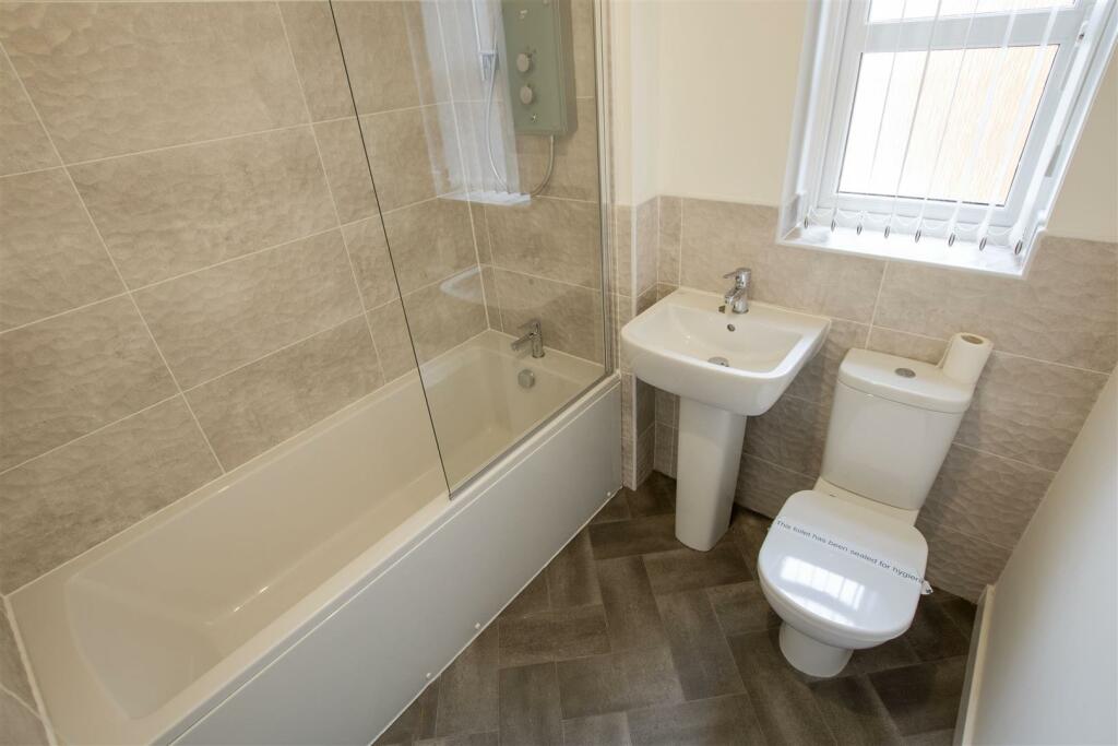 Additional property image - Heroes Drive, Birmingham