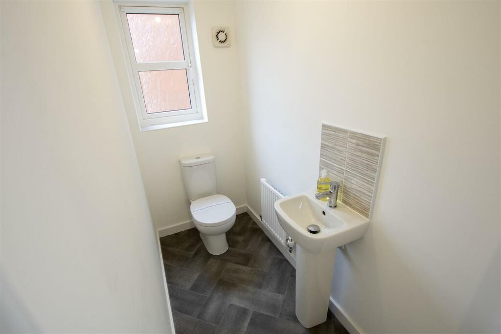Additional property image - Heroes Drive, Birmingham