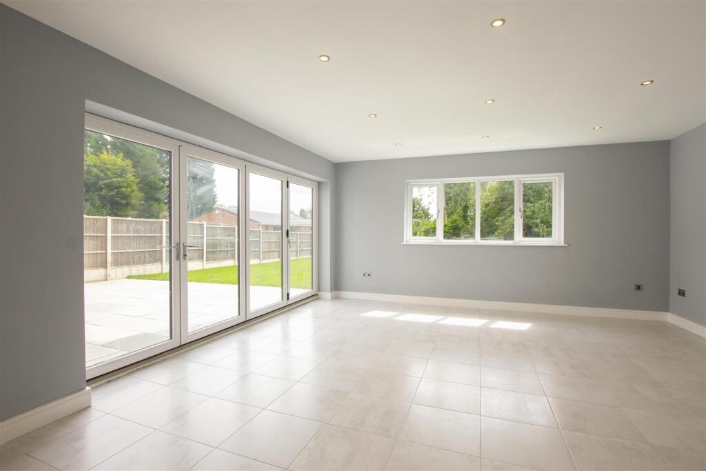 Additional property image - Rednal Road, Birmingham, B38