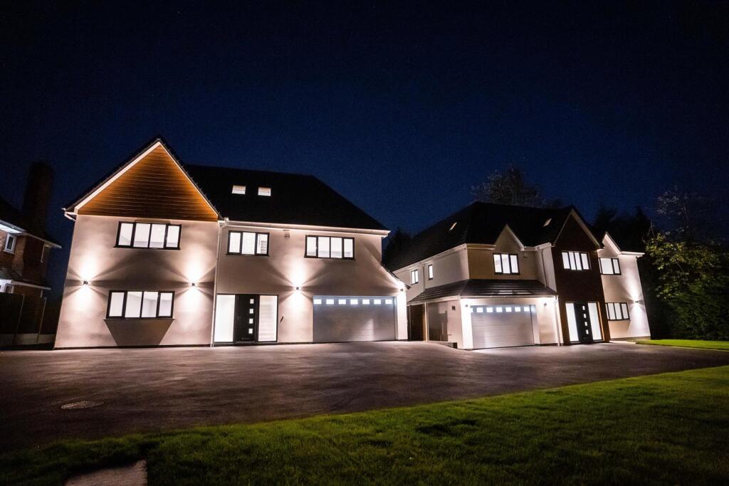 Additional property image - Rednal Road, Birmingham, B38