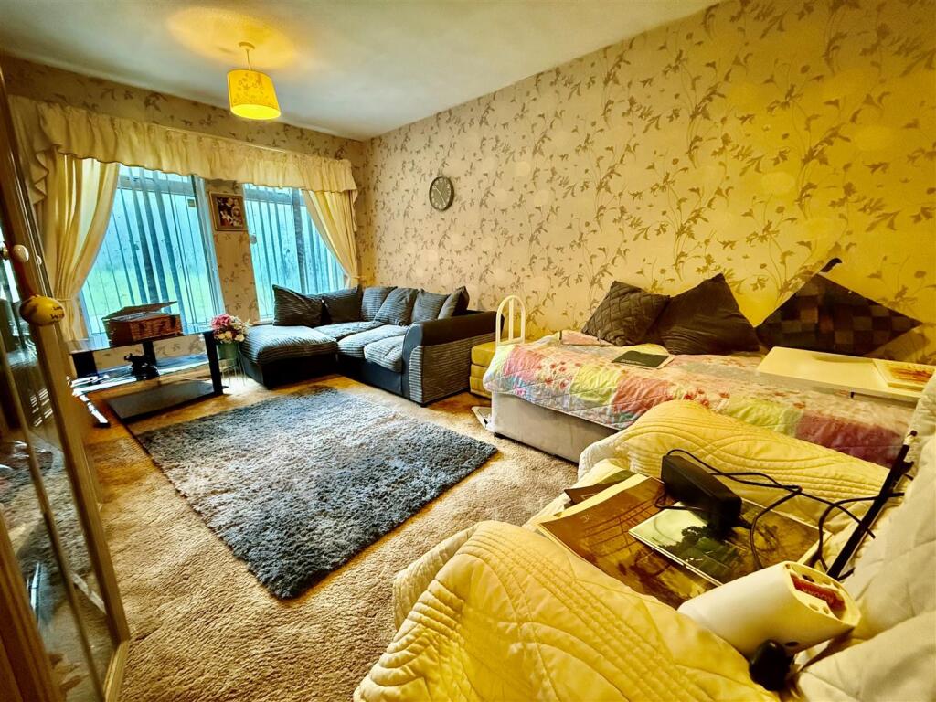 Additional property image - Kempsey Covert, Birmingham
