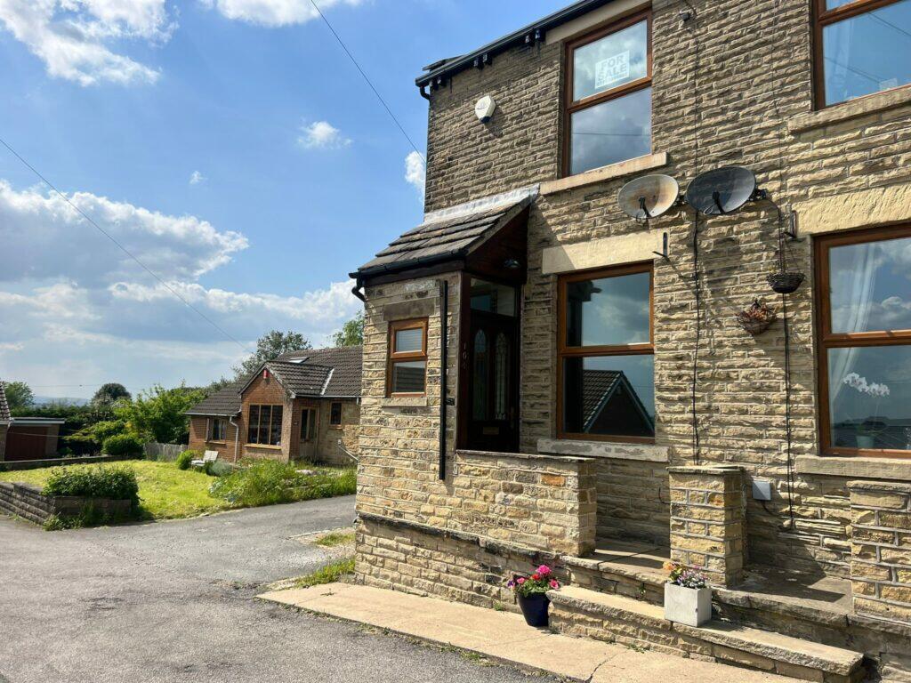 2 bedroom semidetached house for sale in Peep Green Road, Hartshead