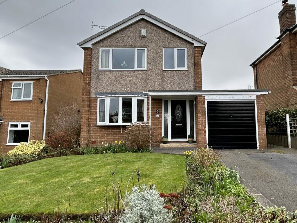 3 bedroom detached house for sale in Liversedge Hall Lane, Liversedge
