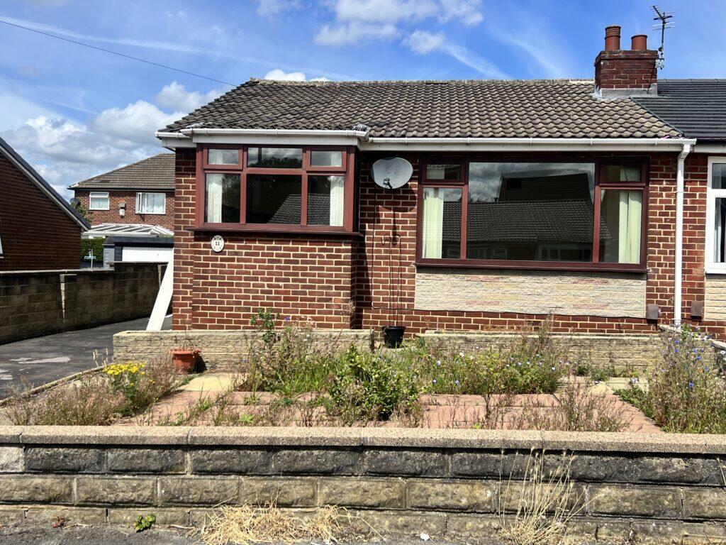 Main image of property: 11 Beechwood Avenue, WF14 9LF