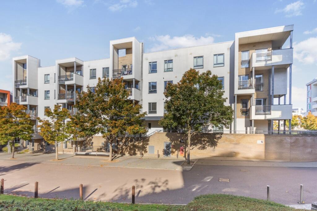Main image of property: Glenalmond Avenue, Cambridge, Cambridgeshire