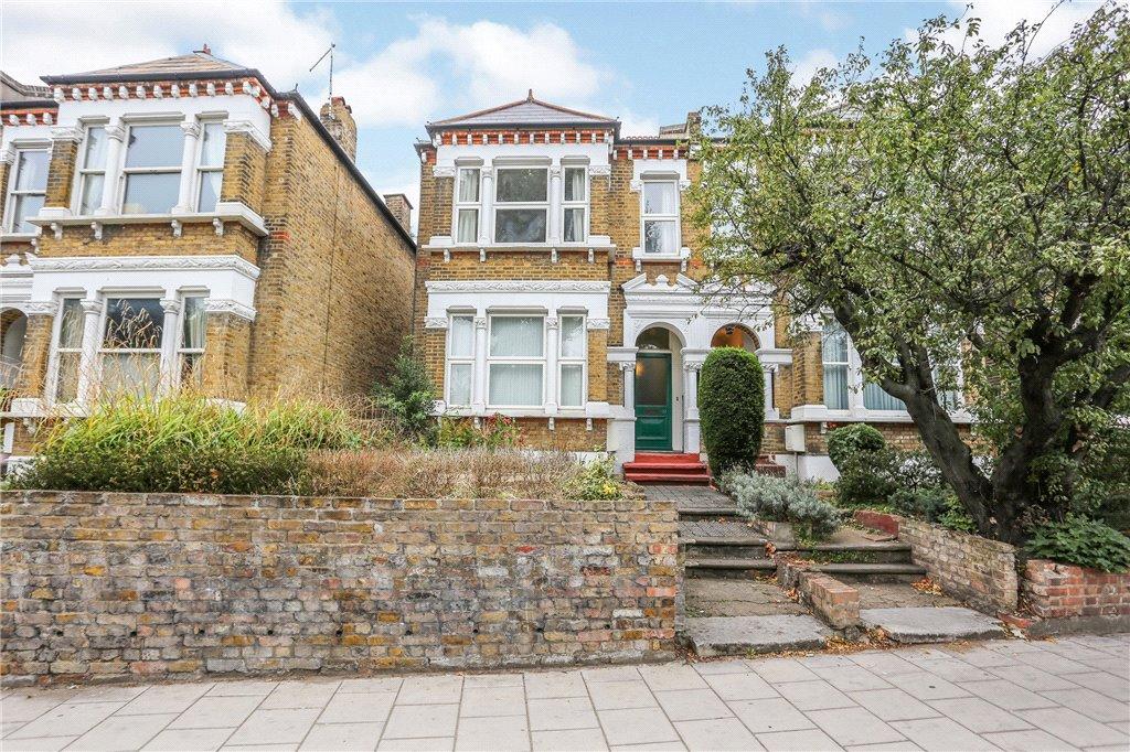 4 bedroom house for sale in Catford Hill, Catford, London, SE6